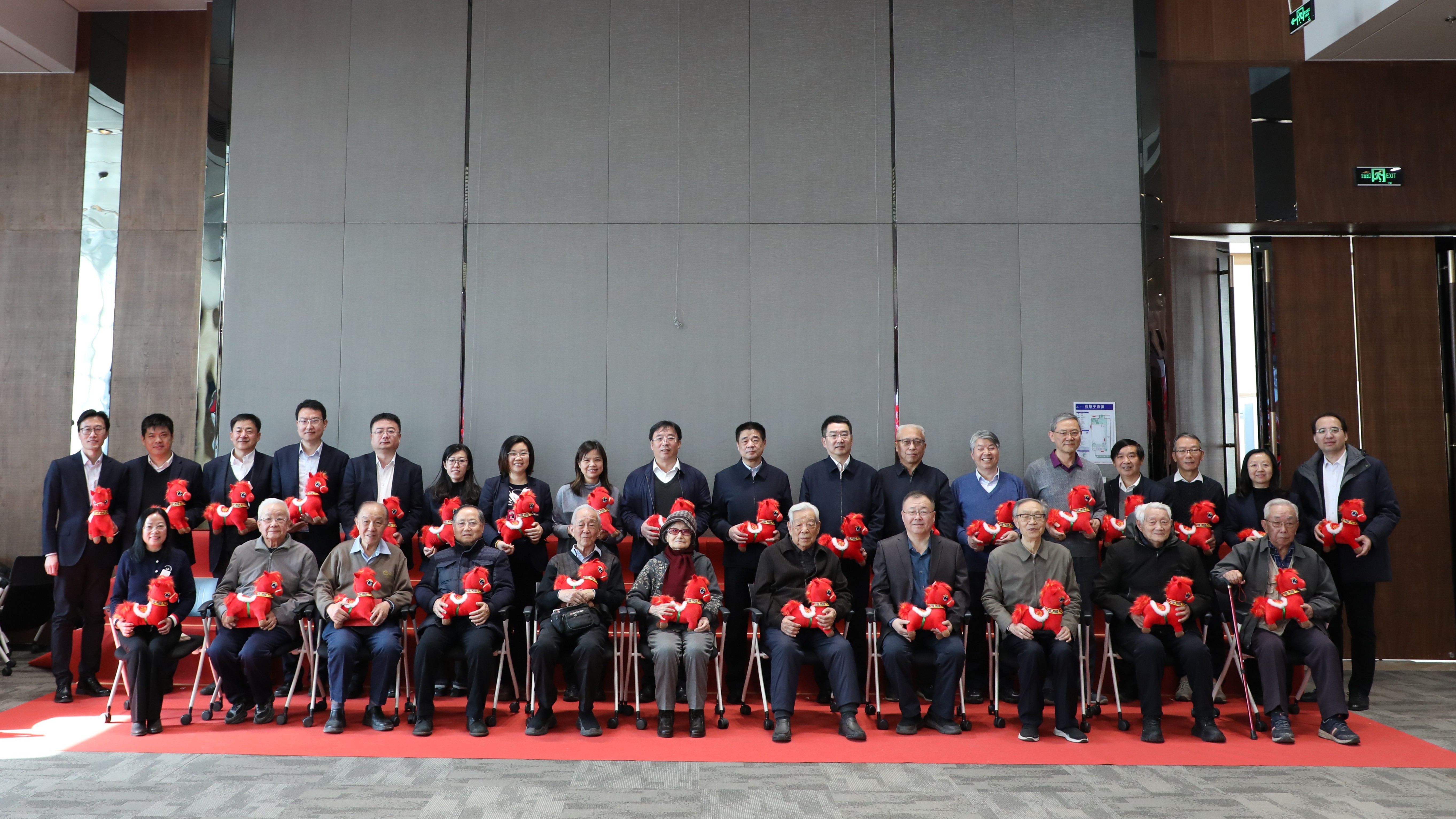 97����-����Ʒ��,Դ������